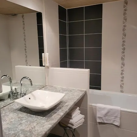 Bomotel 3* Montluçon