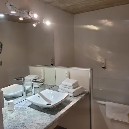 Bomotel 3*