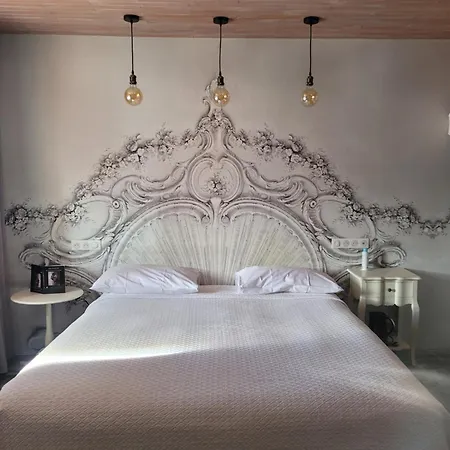 Bomotel Montluçon